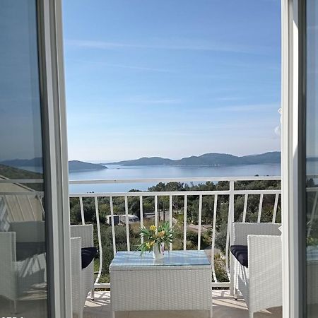 Apartment Lucija With Sea View 杜布罗夫尼克 外观 照片
